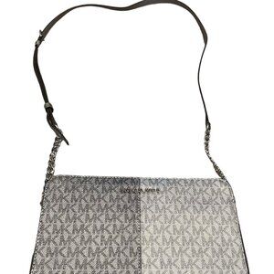 Michael Kors Jet Set Crossbody